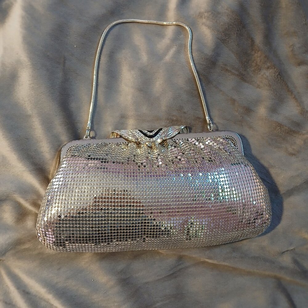 Vintage Women's Silver Tone  Beaded Clutch